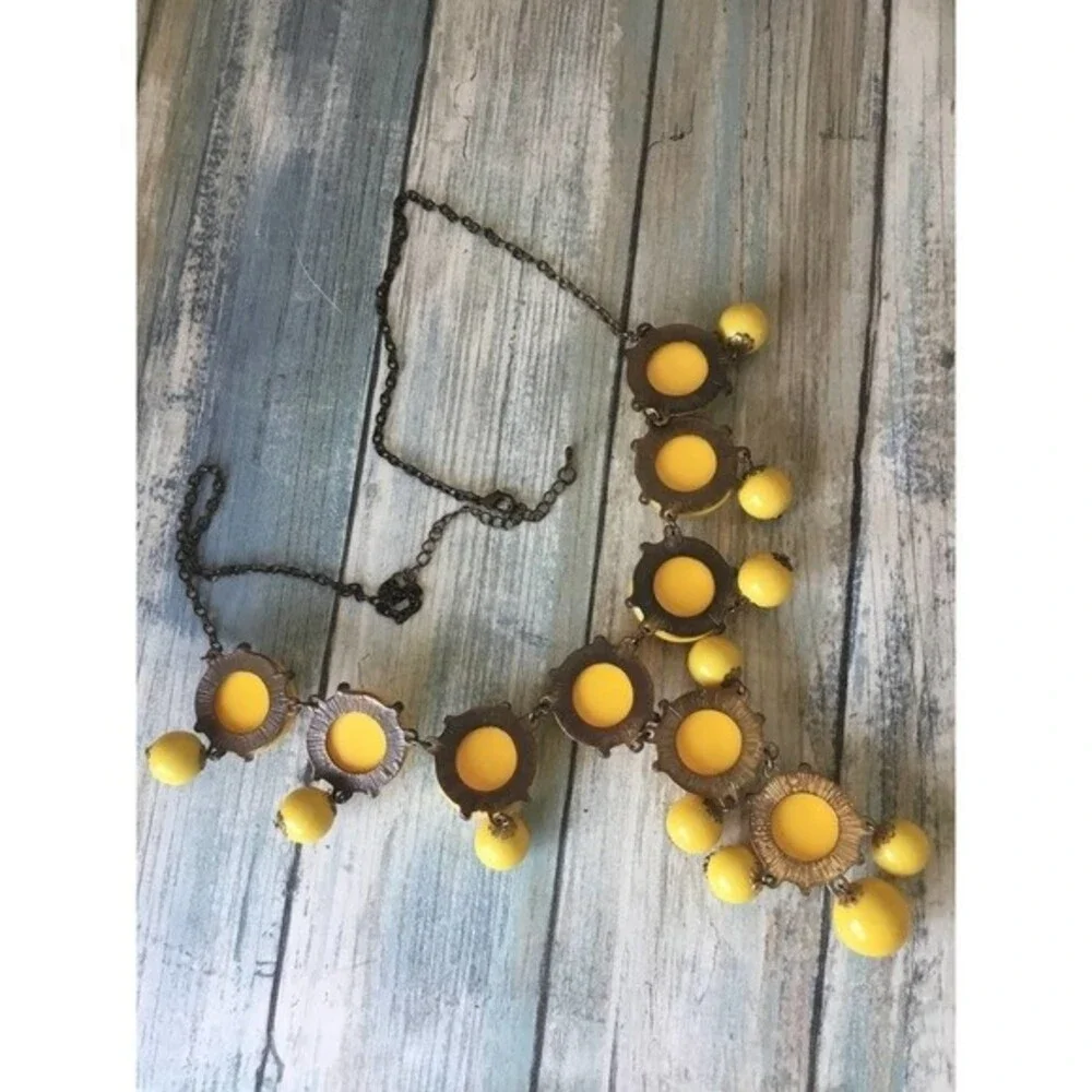 Vintage Yellow Necklace